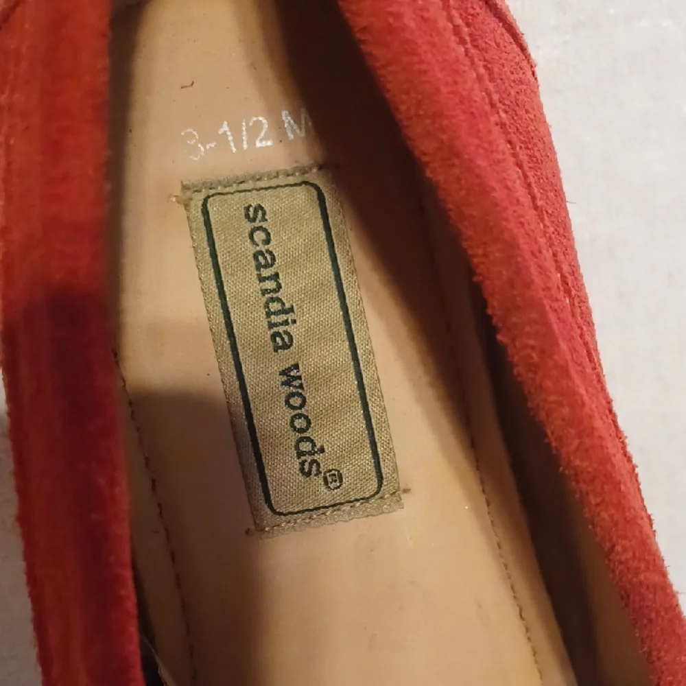 Elegant Red Suede Leather Loafers for Men Size 8.5 Never Worn